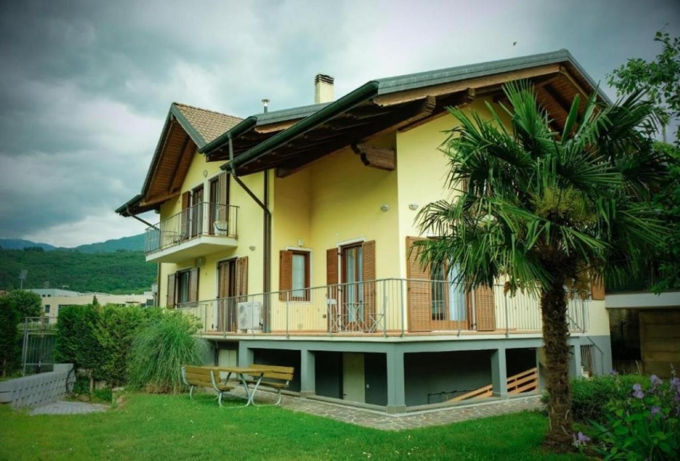 Countryhouse Verso Rovereto  Bagian luar foto