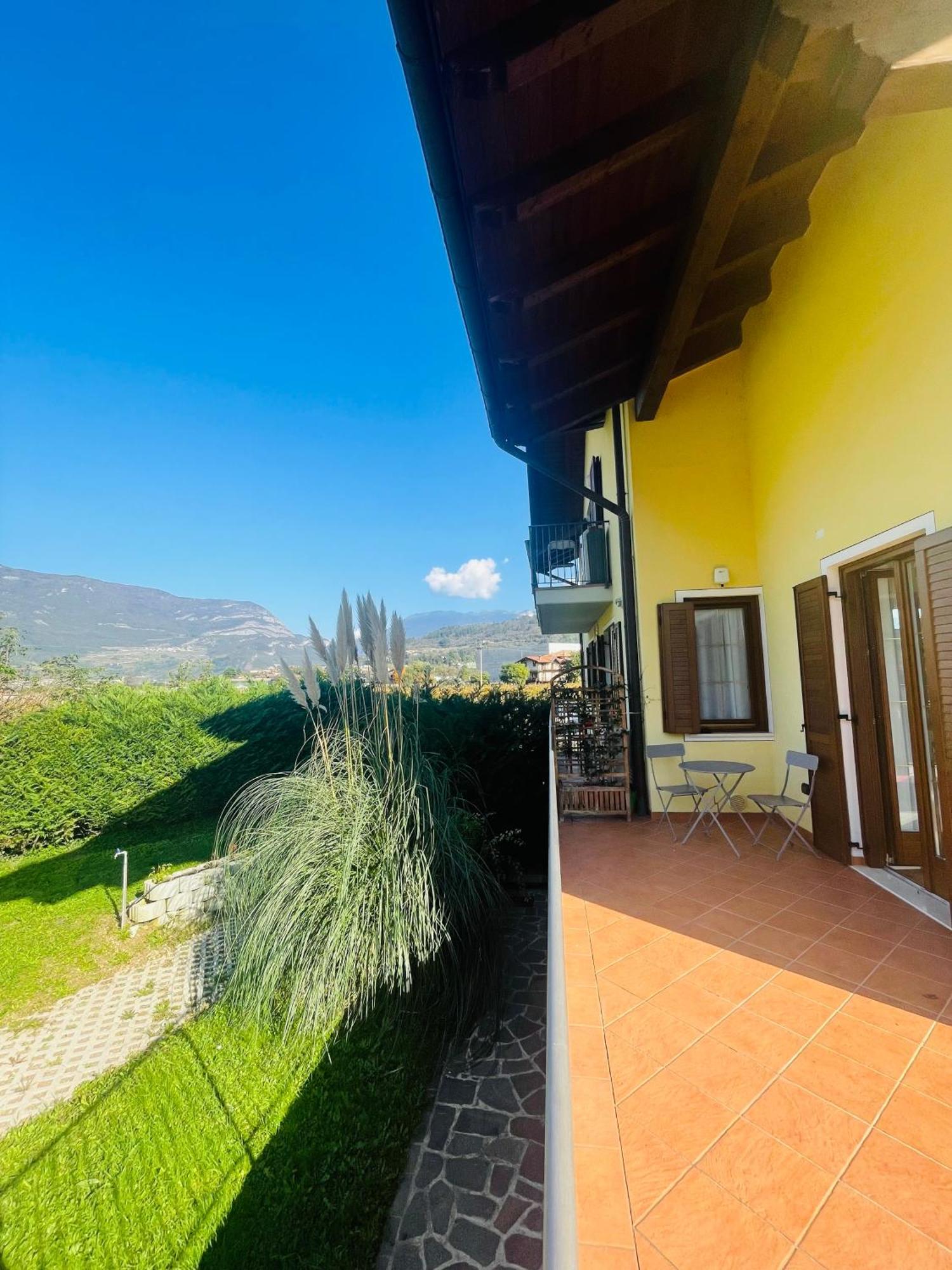 Countryhouse Verso Rovereto  Bagian luar foto