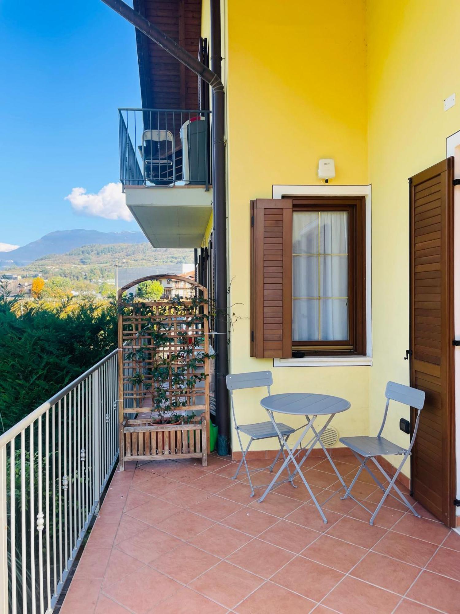 Countryhouse Verso Rovereto  Bagian luar foto